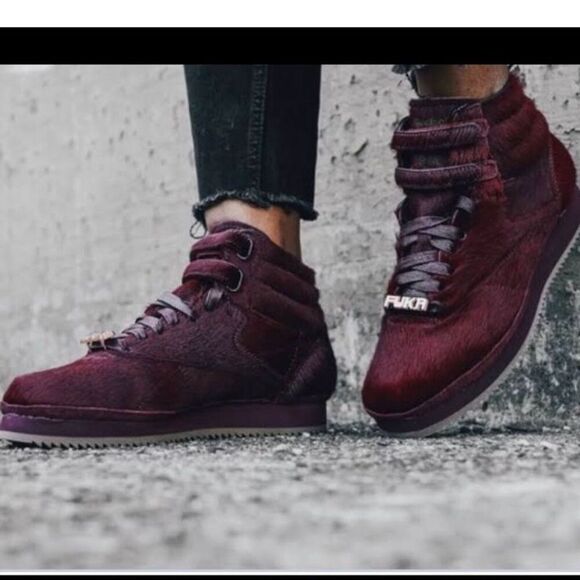 Reebok Shoes - (A) RARE Reebok Amber Rose Muva Fuka Burgundy Gum Top Sneakers, Women's Size 9